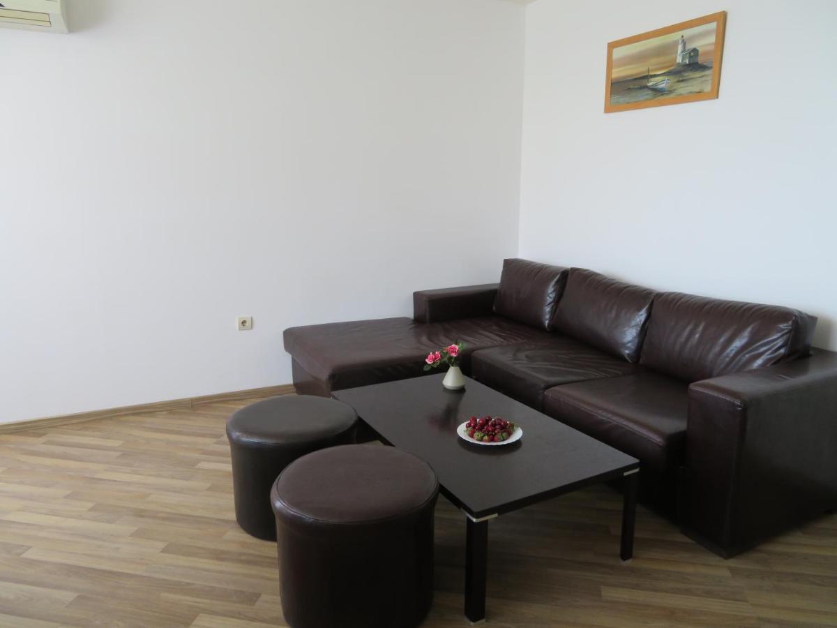 Апартаменти Свети Георги - Saint George Apartments Kavarna Exterior photo