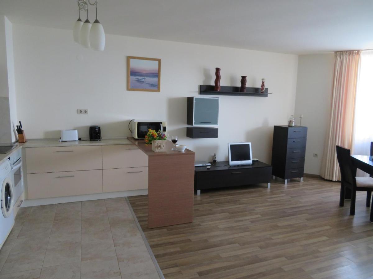 Апартаменти Свети Георги - Saint George Apartments Kavarna Exterior photo