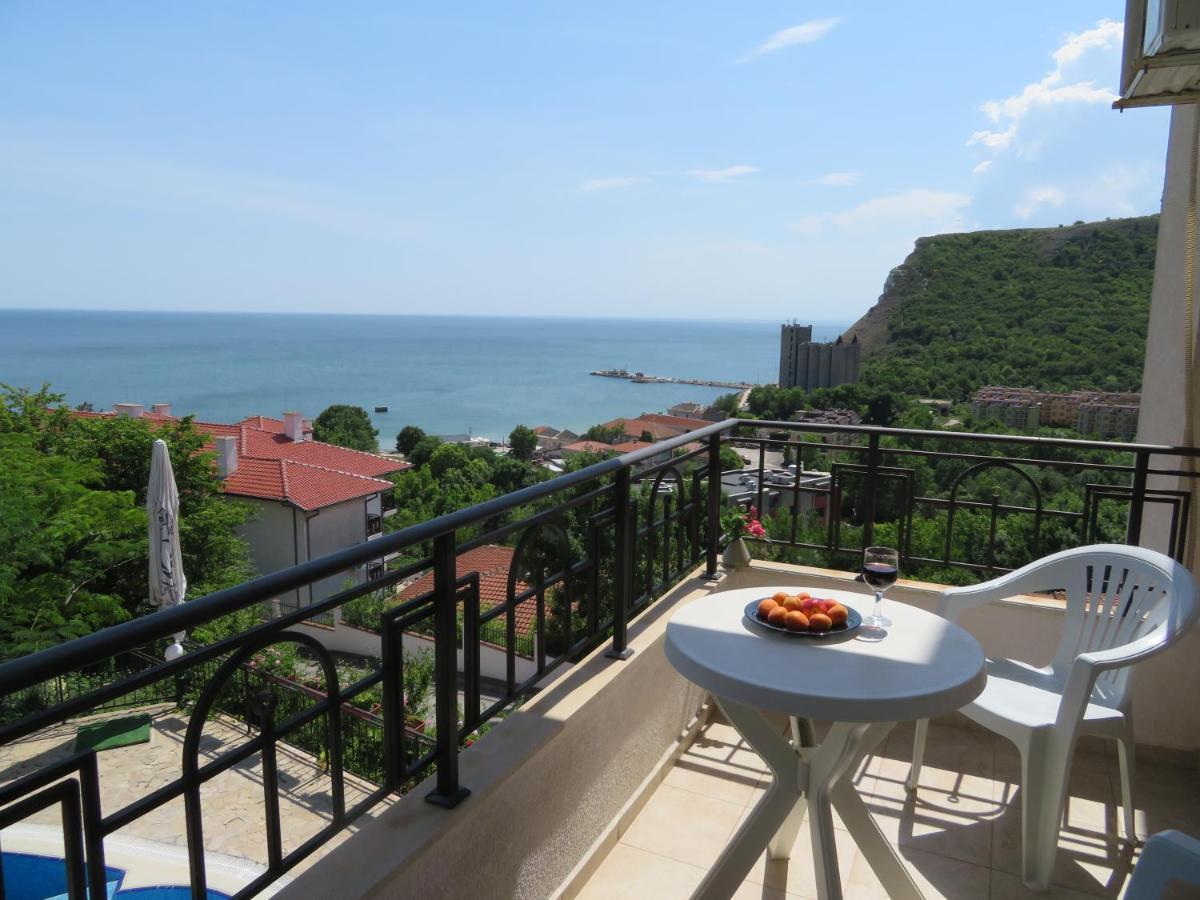 Апартаменти Свети Георги - Saint George Apartments Kavarna Exterior photo